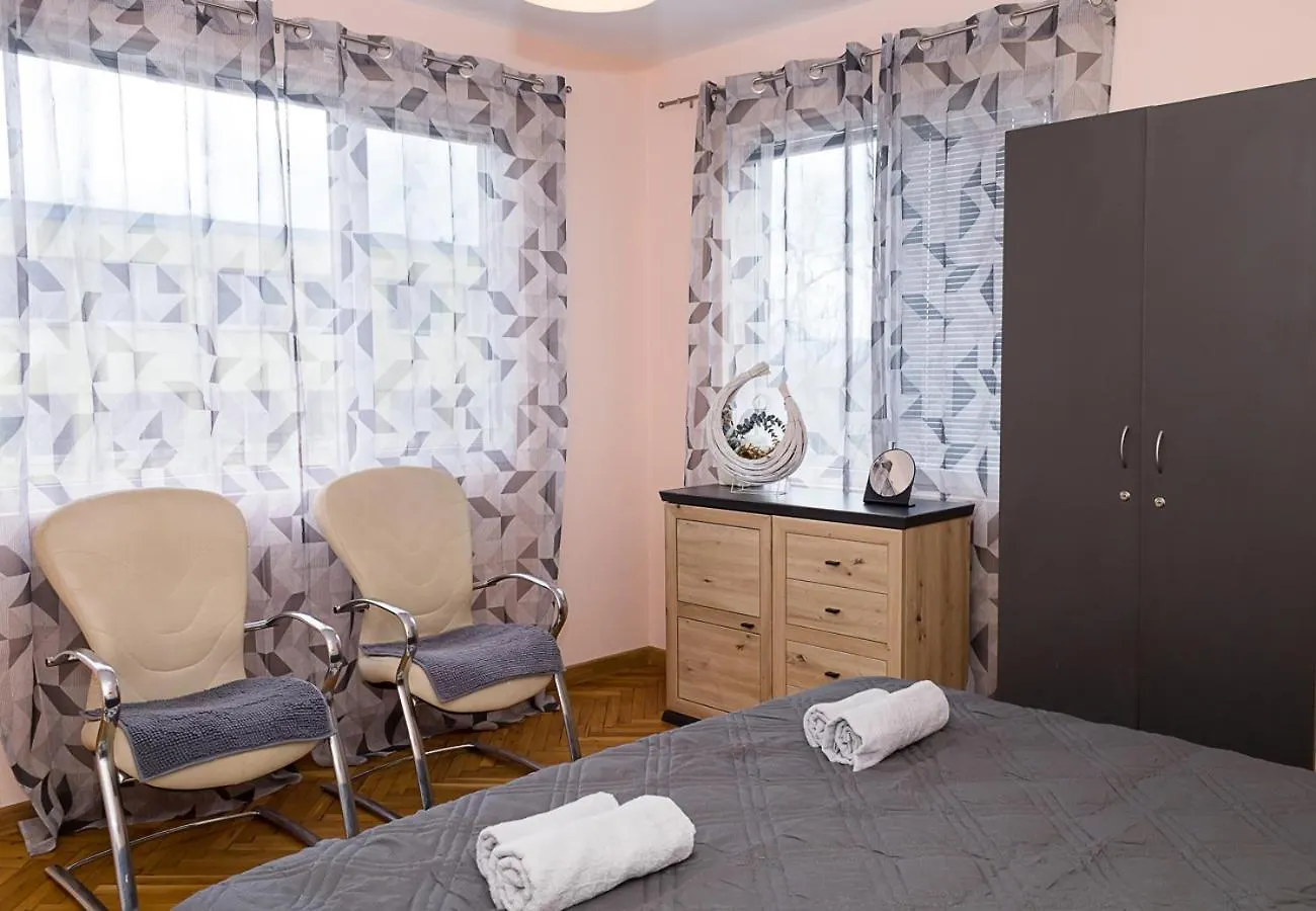 Two Bedroom Retreat I Near Municipality Varna Apartment